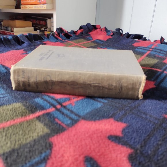 Vintage Novel - Gone With the Wind (1938) - Picture 3 of 4